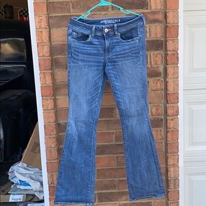 AEO Size 10 long medium wash jeans